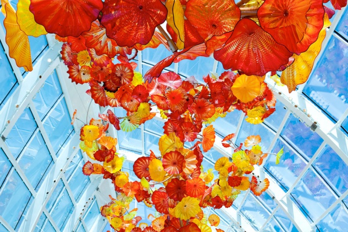 Valentine's Day Date Ideas in Seattle | Chihuly Garden and Glass | Perfectly Posh Events |